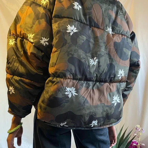 Army and floral print puffer jacket - Picture 6 of 14
